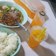 เมนูของร้าน ก๋วยเตี๋ยวเนื้อเจ๊ยี้ บางขุนนนท์