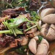 กระเพราตูมเดียว ตลาดคุณนาย
