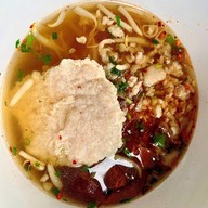 ก๋วยเตี๋ยวลูกชิ้นหมู วัดพระศรีฯบางเขน(เจ้าเก่า) กรุงเทพกรีฑา22