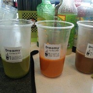 เต็งหนึ่งเฉาก๊วยนมสด By . Wanwisa