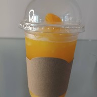 ลูกชิ้นทอดกะเตี๋ยว X ตลาดไท 1