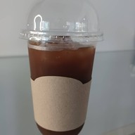 ลูกชิ้นทอดกะเตี๋ยว X ตลาดไท 1