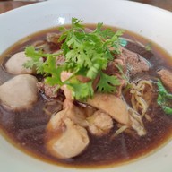 ก๋วยเตี๋ยวบ้านสวนรสเด็ด