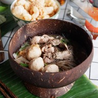 ก๋วยเตี๋ยวกะลา & หมูกระทะชั่งกิโล