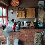 บรรยากาศ ริน สเต็ก & กาแฟสด