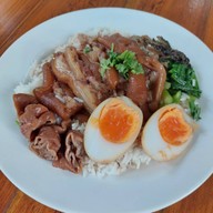 เมนูของร้าน ขาหมูจงเจริญ