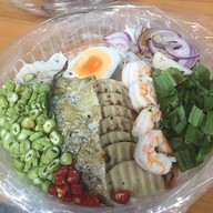 คนละยำ 2 ยำ