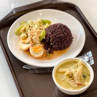 Golden Coffee กรมทหารมหาดเล็กราชวัลลภที่ 1