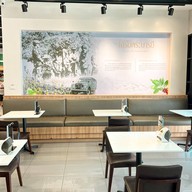 Golden Coffee กรมทหารมหาดเล็กราชวัลลภที่ 1