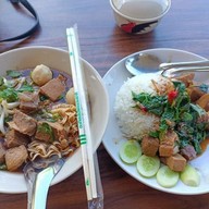 เมนูของร้าน Baan Hao Cafe&Bar Maeklong บ้านเฮา วัดนางพิมพ์
