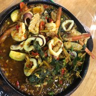 ร้านอาหารบัวทองฟาร์ม