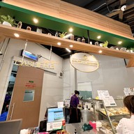 Golden Coffee กรมทหารมหาดเล็กราชวัลลภที่ 1