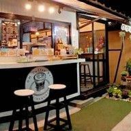 GM Coffee กาแฟสดบ้านลดา สามแยกตลาดนัดวัดเสด็จ