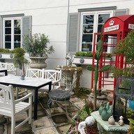 De Wila Cat hotel & cafe