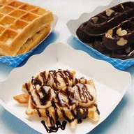 วาฟเฟิล By N2M ลาบลองกอย