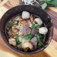 เมนูของร้าน ก๋วยเตี๋ยวกะลา & หมูกระทะชั่งกิโล