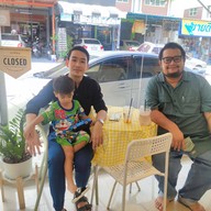 Glad slowbar . heartmadebakery Flair 58 / Specialty Coffee / Tokyo Rollster