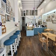 Churn Cafe สีลม