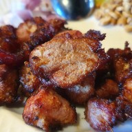 CABIN 4 Restaurant & Café