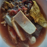 ชายเป็ดตุ๋นสาขา 2 (อาหารตามสั่ง)  พระยาสัจจา สาขา 2 พระยาสัจจา