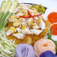 สุวรรณขนมจีนน้ำยาปู