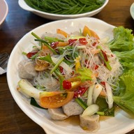 ลุงแก้วเตี๋ยวเนื้อวากิว ตลาดมิตรมาร์เก็ต