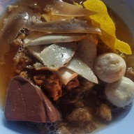 ชายเป็ดตุ๋นสาขา 2 (อาหารตามสั่ง)  พระยาสัจจา สาขา 2 พระยาสัจจา