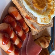 อันดามันตรา รีสอร์ต แอนด์ วิลลา ภูเก็ต