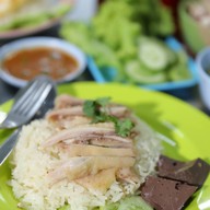 เมนูของร้าน ข้าวมันไก่ดอนเมือง วัดเทพ