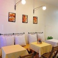 บรรยากาศ พิซซ่าบางกอกชีสทะลัก ปั๊มPT ฉลองกรุง 52 ปั๊ม PT ฉลองกรุง 52