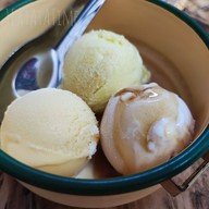 เมนูของร้าน ร้านไอติมหน้าใหญ่