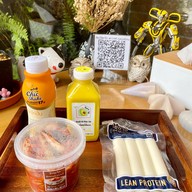 CUBE cafe & Bistro Cube cafe & Bistro