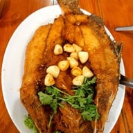 เมนูของร้าน ครัวจอมพล โรงแรมทหาร เพชรบุรี