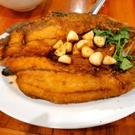 เมนูของร้าน ครัวจอมพล โรงแรมทหาร เพชรบุรี