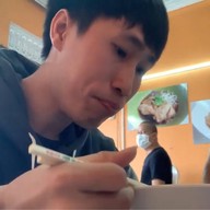 ก๋วยเตี๋ยวไก่ตุ๋น เด่งบุญเชียว