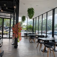 ครัว เกาะใหญ่ by พริกไทยสด กรุงเทพกรีฑา