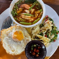 กุ๊กอาหารทะเล ซอยประปา ศรีราชา