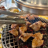 เมนูของร้าน The Tongkeungui