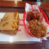 เมนูของร้าน Beta house (เบต้าเฮ้าส์) สาขา 2 กังสดาล