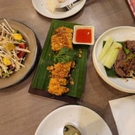 เมนูของร้าน แสนแซ่บ เทอมินอล 21