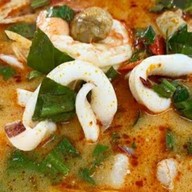 ร้านอิ่มรับทรัพย์ ตลาดไนท์บาร์ซ่า