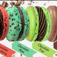 Macarons & Patisseries by Pinn Gourmet วัชรพล