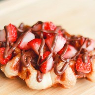 MAA Proud ดำเนินสะดวก