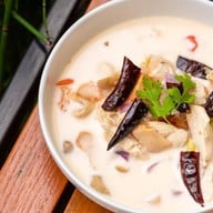 Rabbit Moon Restaurant Farthai Residence