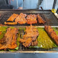 เฮง เฮง เฮง หมูย่าง สันป่าข่อย ตลาดสันป่าข่อย