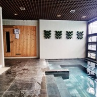 Burgundy Residence 304