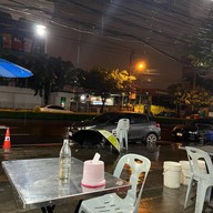 ป้าหนมหมูจุ่ม (ลาดหญ้า 4)