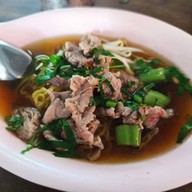 เมนูของร้าน ก๋วยเตี๋ยวตาเริ่ม