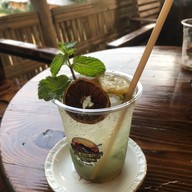 เมนูของร้าน Tree House