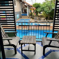 โรงแรมเรือนชญาดล
